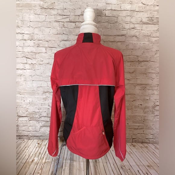 North Face Flight Series red and black windbreaker jacket - Picture 2 of 3